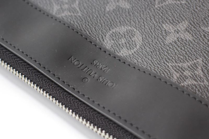 Louis Vuitton Clutch Bags